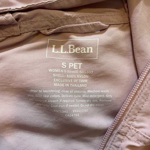 L.L.Bean Rain Pullover - Picture 2 of 3